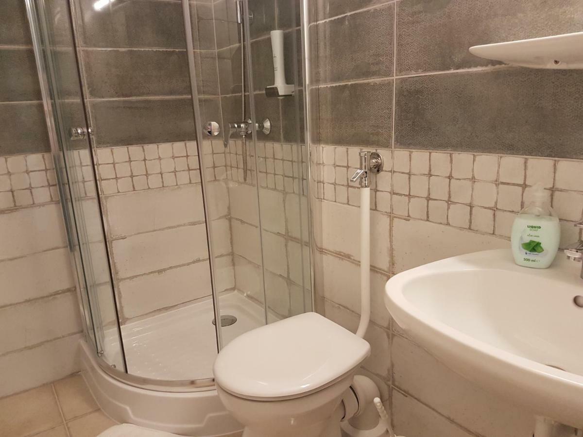 Bed and Breakfast Bajor Panzio Kecskemét Exterior foto